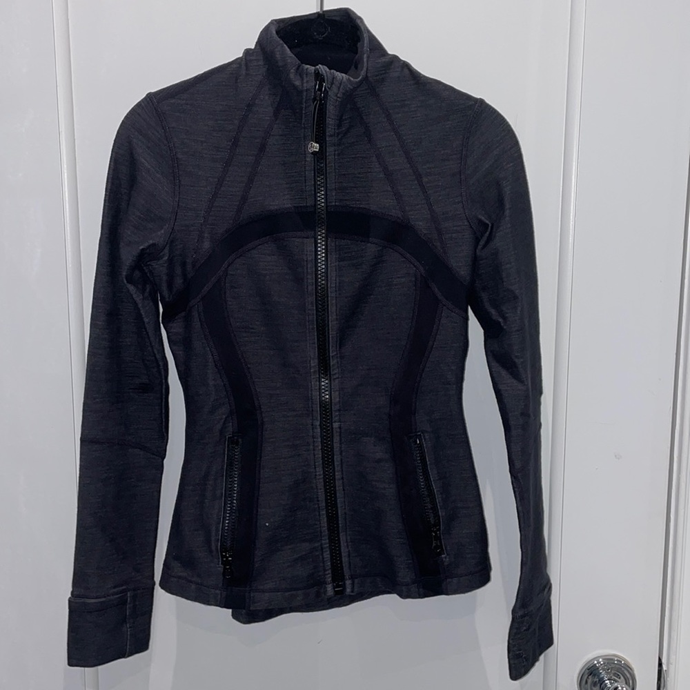 Lululemon sweatshirt